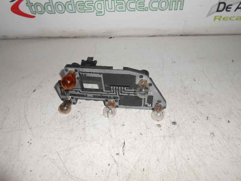 PORTALAMPARAS TRASERO IZQUIERDO PEUGEOT 306 BERLINA 3/4/5 PUERTAS (S2) Boulebard