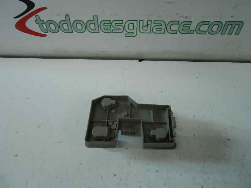 PORTALAMPARAS TRASERO DERECHO OPEL ASCONA C Berlina