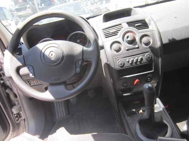 RENAULT MEGANE II BERLINA 5P Authentique Motor 1,4 Ltr. - 72 kW 16V