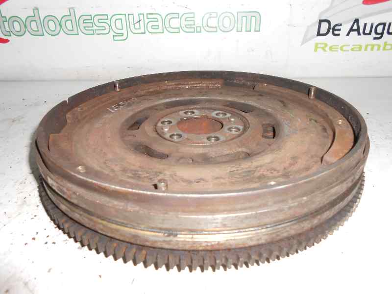 VOLANTE MOTOR VOLKSWAGEN PASSAT BERLINA (3B2) Comfortline