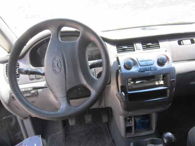 HYUNDAI TRAJET (FO) 2.0 GLS Motor 2,0 Ltr. - 100 kW 16V CAT