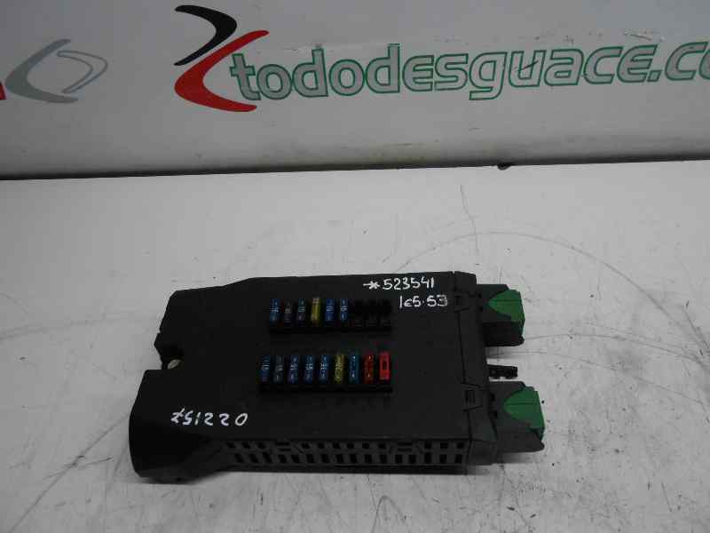 CAJA RELES / FUSIBLES MERCEDES SPRINTER 02.00 -> CAJA CERRADA 314           (903.661-662)