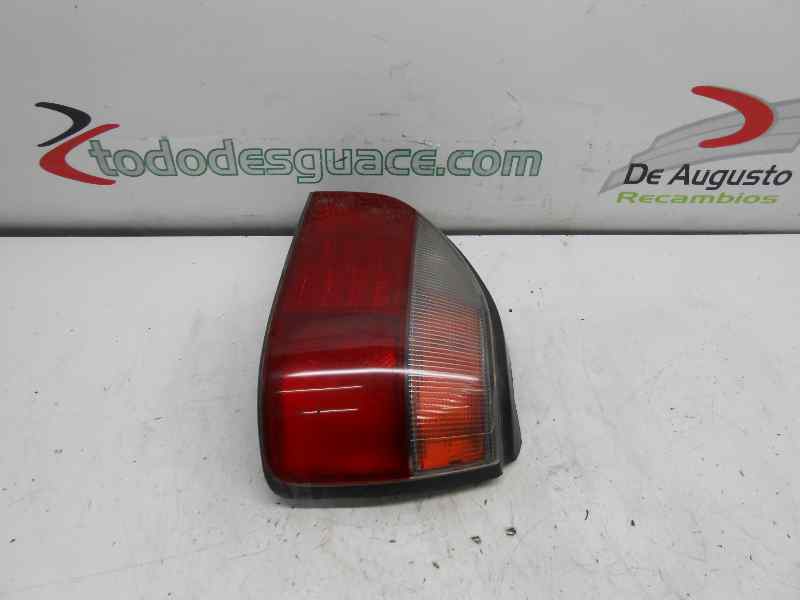 PILOTO TRASERO DERECHO NISSAN SUNNY BERLINA (N13) *
