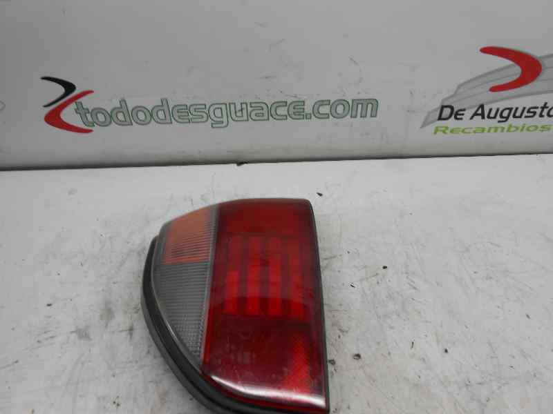 PILOTO TRASERO DERECHO NISSAN SUNNY BERLINA (N13) *