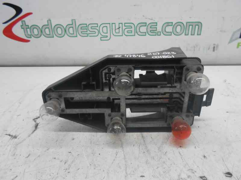 PORTALAMPARAS TRASERO DERECHO PEUGEOT 405 BERLINA 1.9 D 5 velocidades