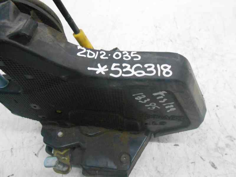 CERRADURA PUERT  TRASERA IZQUIERDA TOYOTA COROLLA (E12) 1.6 Linea Luna Berlina