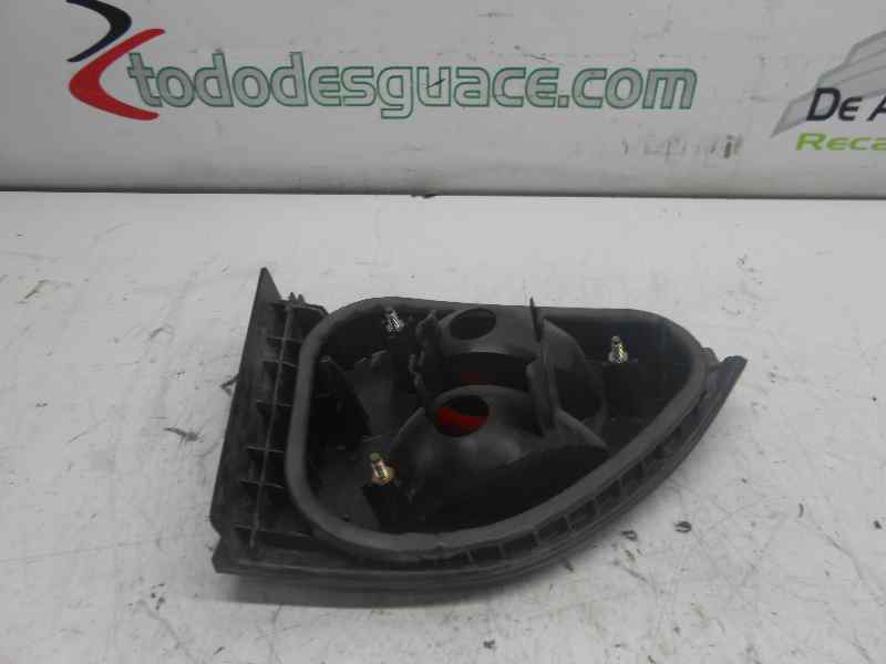 PILOTO TRASERO DERECHO INTERIOR RENAULT MEGANE I CLASSIC (LA0) 1.9 D Europa