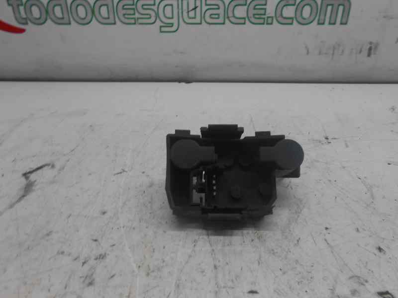PORTALAMPARAS TRASERO IZQUIERDO RENAULT MEGANE I CLASSIC (LA0) 1.9 D Europa