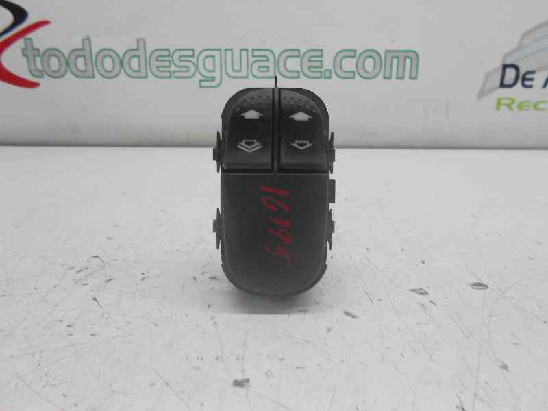 MANDO ELEVALUNAS DELANTERO IZQUIERDO FORD FOCUS BERLINA (CAK) Ambiente