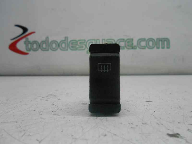 INTERRUPTOR LUNETA MERCEDES CLASE E (W123) FAMILIAR MT-07