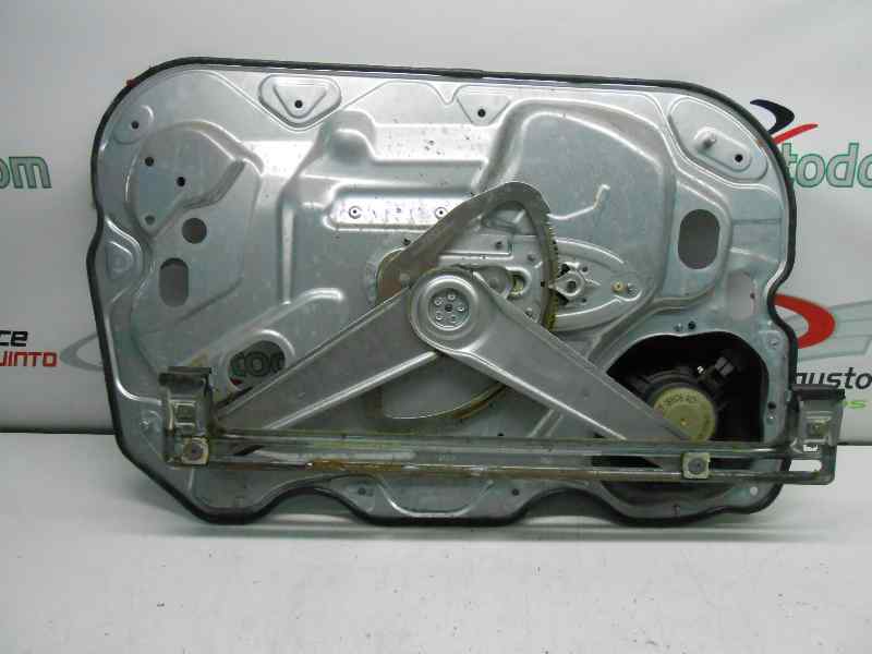ELEVALUNAS DELANTERO DERECHO FORD FOCUS BERLINA (CAP) Ambiente (D)