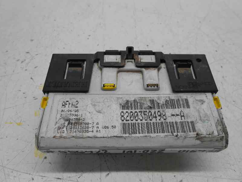 DISPLAY CENTRAL RENAULT LAGUNA GRANDTOUR (K56) 1.9 dCi RT