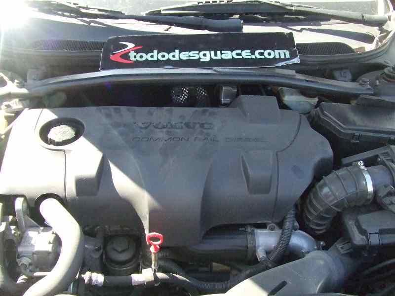 VOLVO S60 BERLINA 2.4 D Motor 2,4 Ltr. - 120 kW Diesel CAT