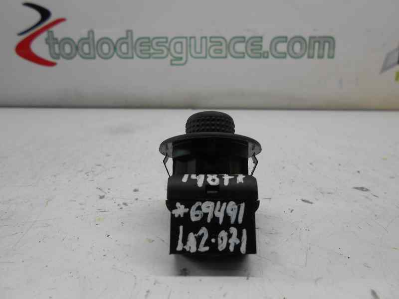 INTERRUPTOR ESPEJO ELECTRICO RENAULT MEGANE I CLASSIC (LA0) 1.6 (90 CV) 5 velocidades