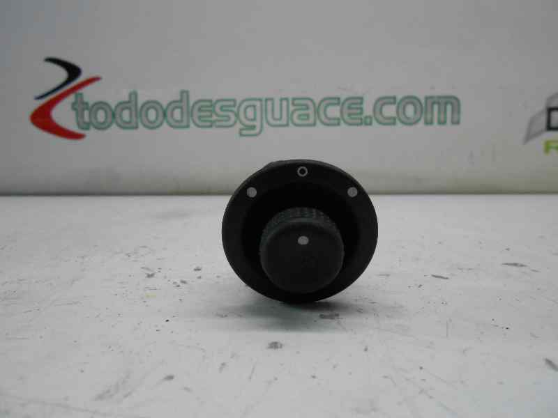 INTERRUPTOR ESPEJO ELECTRICO RENAULT MEGANE I CLASSIC (LA0) 1.6 (90 CV) 5 velocidades