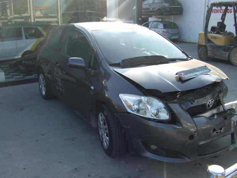 TOYOTA AURIS Luna+ Motor 1,4 Ltr. - 66 kW Turbodiesel CAT