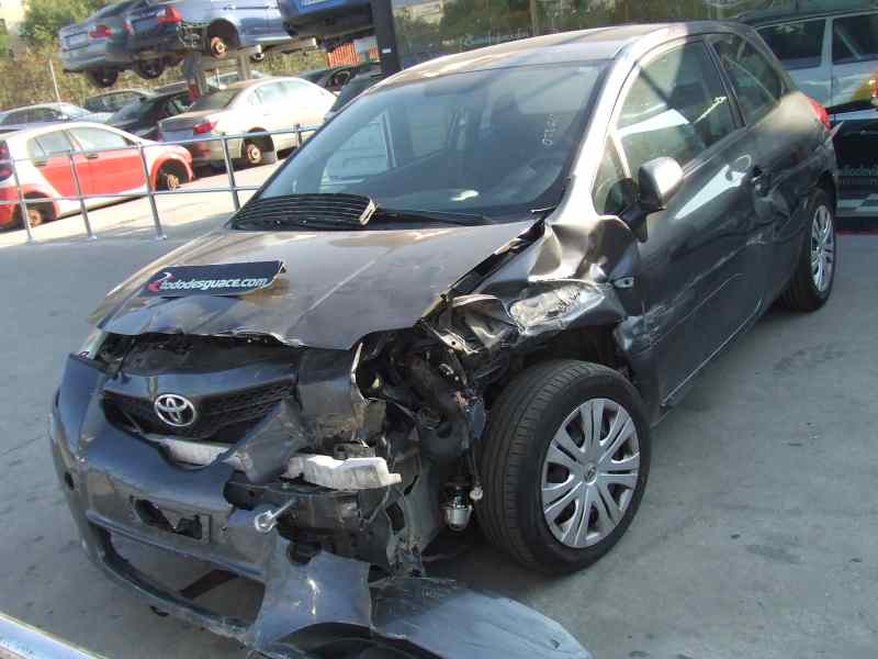TOYOTA AURIS Luna+ Motor 1,4 Ltr. - 66 kW Turbodiesel CAT