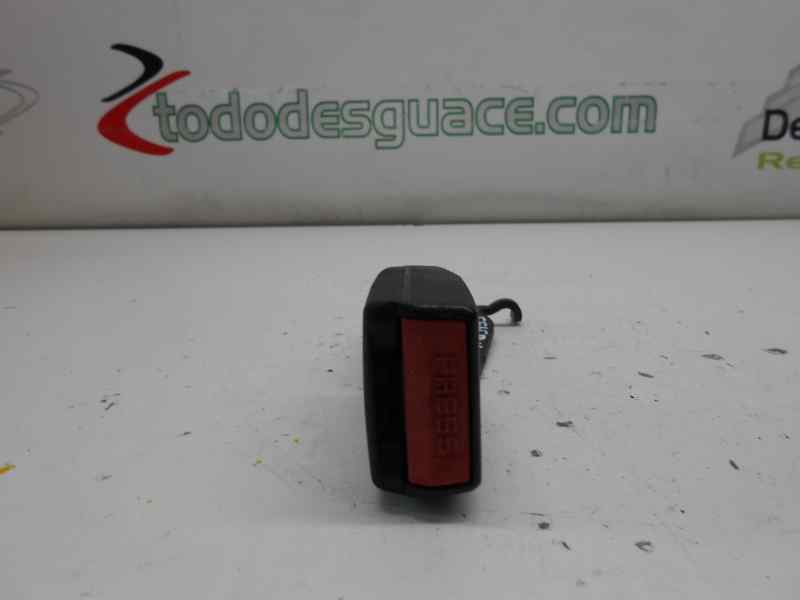 ANCLAJE CINTURON SEGURIDAD TRASERO DERECHO RENAULT MEGANE II CLASSIC BERLINA