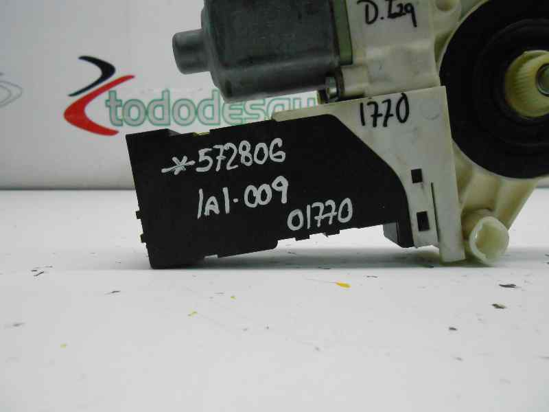 MOTOR ELEVALUNAS DELANTERO IZQUIERDO PEUGEOT 407 2.0 16V HDi FAP (136 CV) 5 velocidades