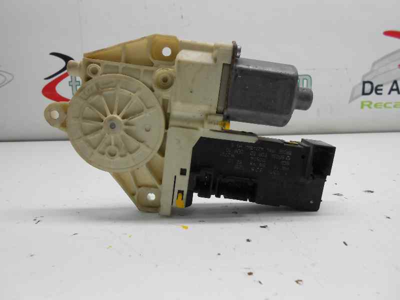MOTOR ELEVALUNAS DELANTERO IZQUIERDO PEUGEOT 407 2.0 16V HDi FAP (136 CV) 5 velocidades