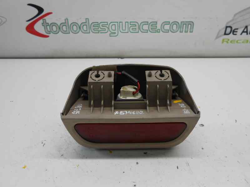 LUZ CENTRAL DE FRENO KIA CARENS 1.8 LS Monovolumen