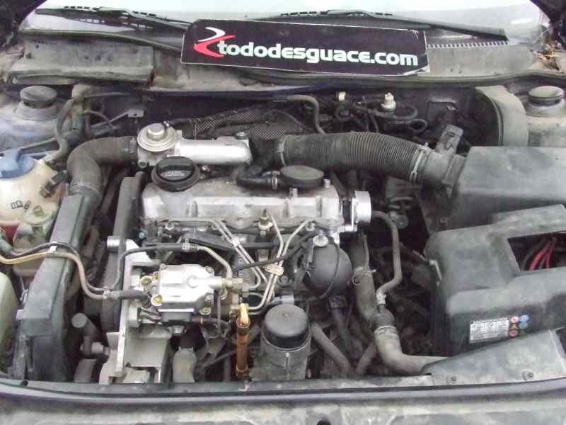 SEAT LEON (1M1) *