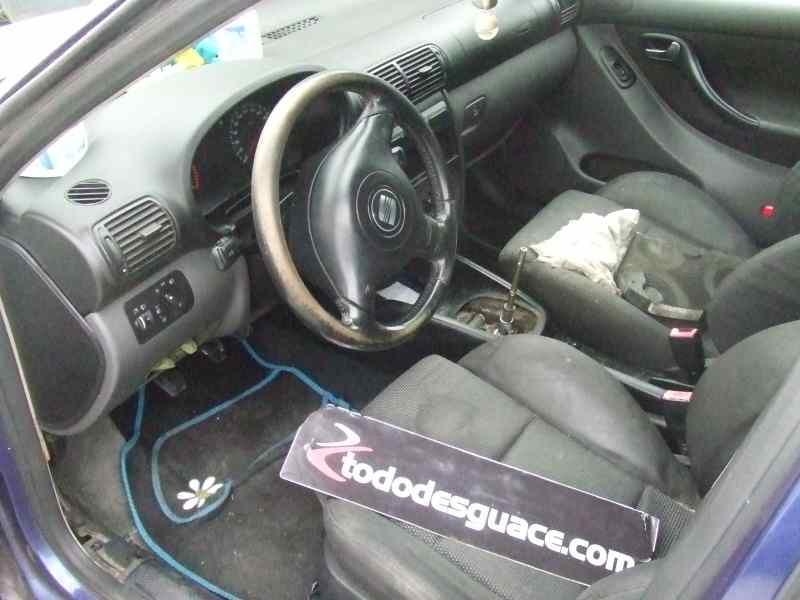 SEAT LEON (1M1) *