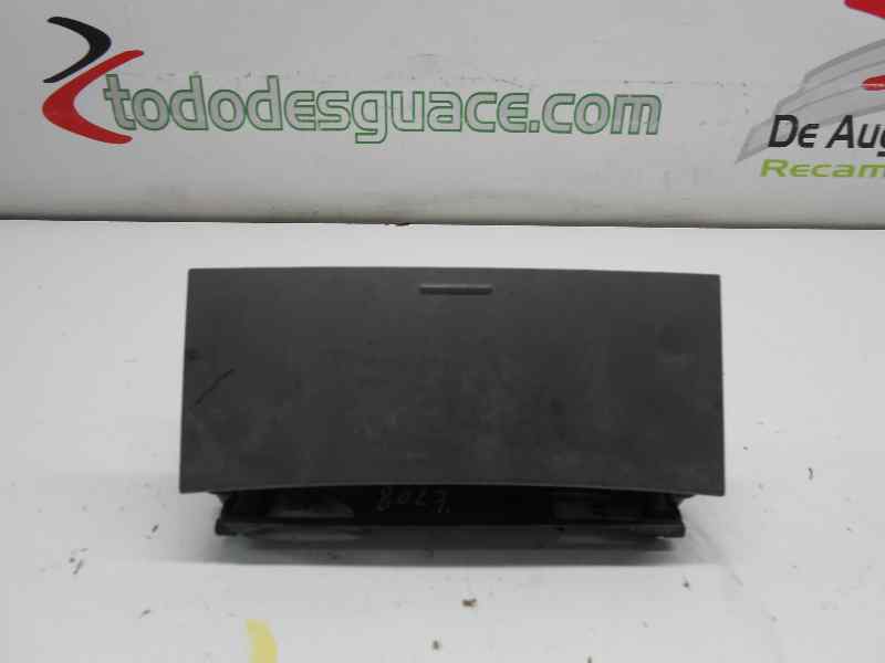 CENICERO PEUGEOT 407 SW SR Confort