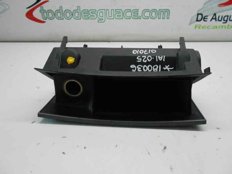 CENICERO PEUGEOT 407 SW SR Confort