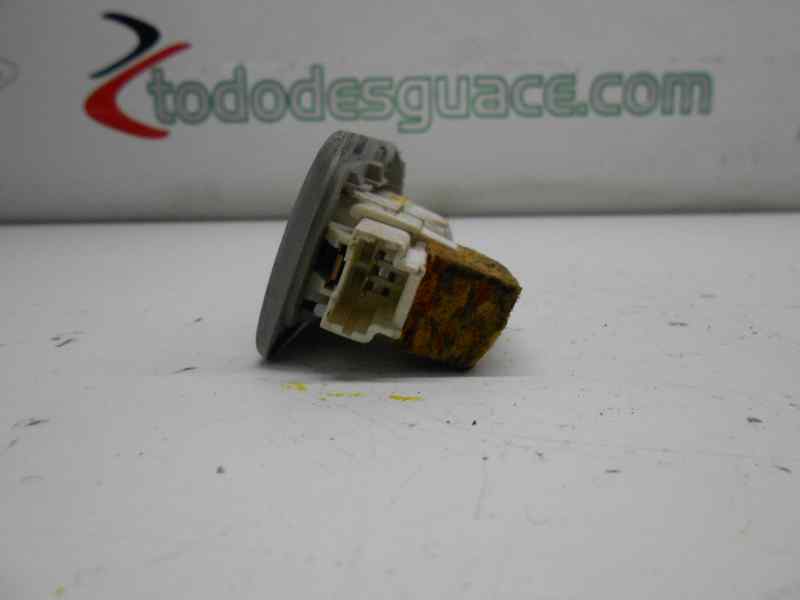 LUZ INTERIOR PEUGEOT 407 SW SR Confort