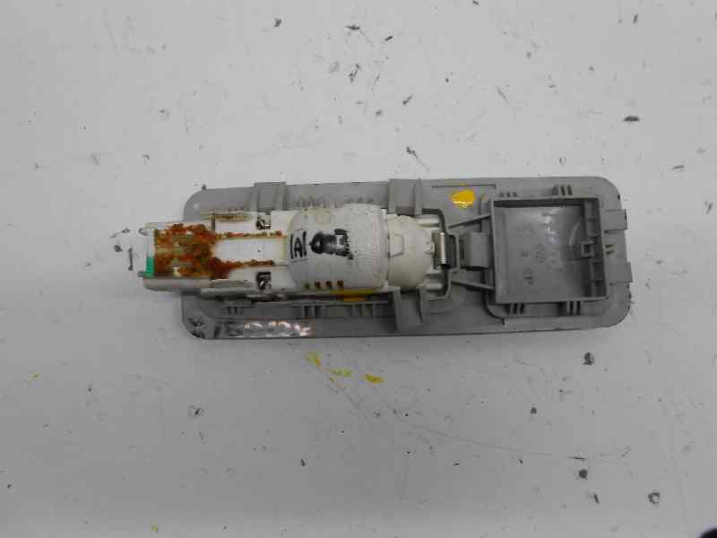 LUZ INTERIOR PEUGEOT 407 SW SR Confort