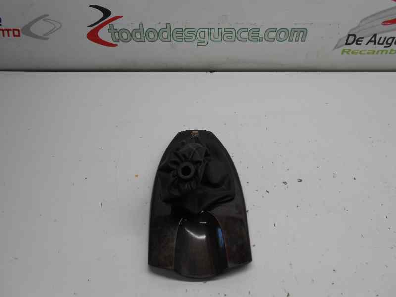 GUARNECIDOS PALANCA CAMBIO FORD FOCUS BERLINA (CAK) Ambiente