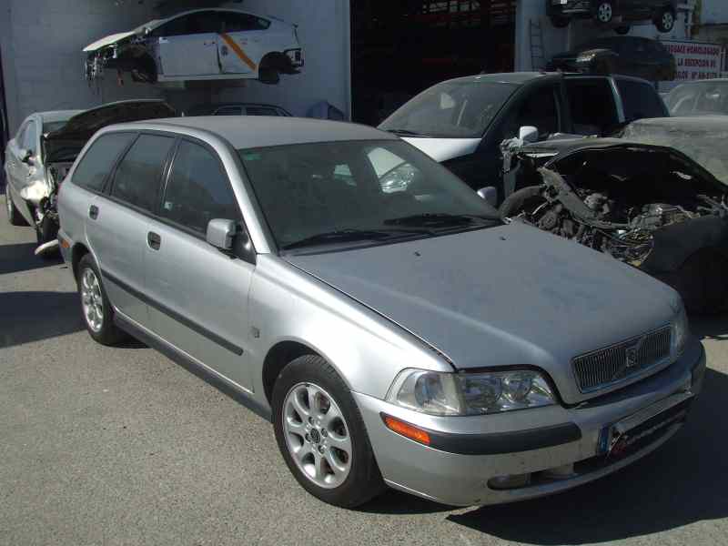 VOLVO V40 FAMILIAR 1.9 D+ (85kW) Motor 1,9 Ltr. - 85 kW Diesel CAT