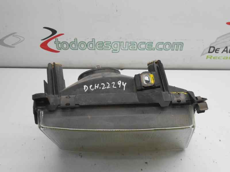 FARO DERECHO MERCEDES MB 100 D CAJA CERRADA / COMBI Combi I    (BM 631.333/343)