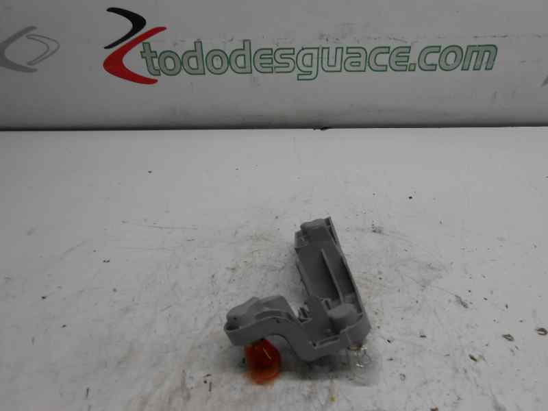 PORTALAMPARAS TRASERO IZQUIERDO TOYOTA AURIS Luna+