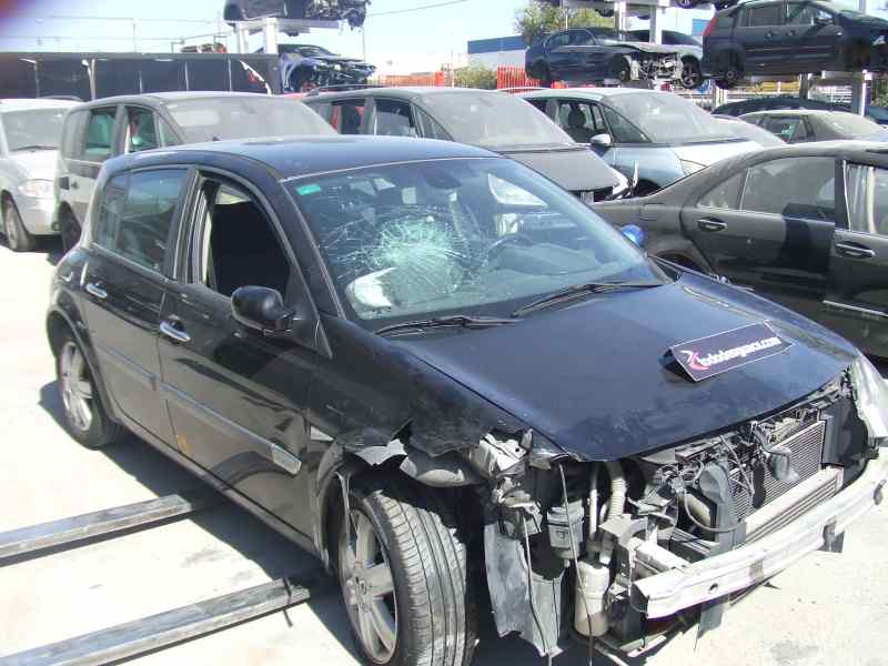 RENAULT MEGANE II BERLINA 5P Confort Authentique Motor 1,6 Ltr. - 82 kW 16V