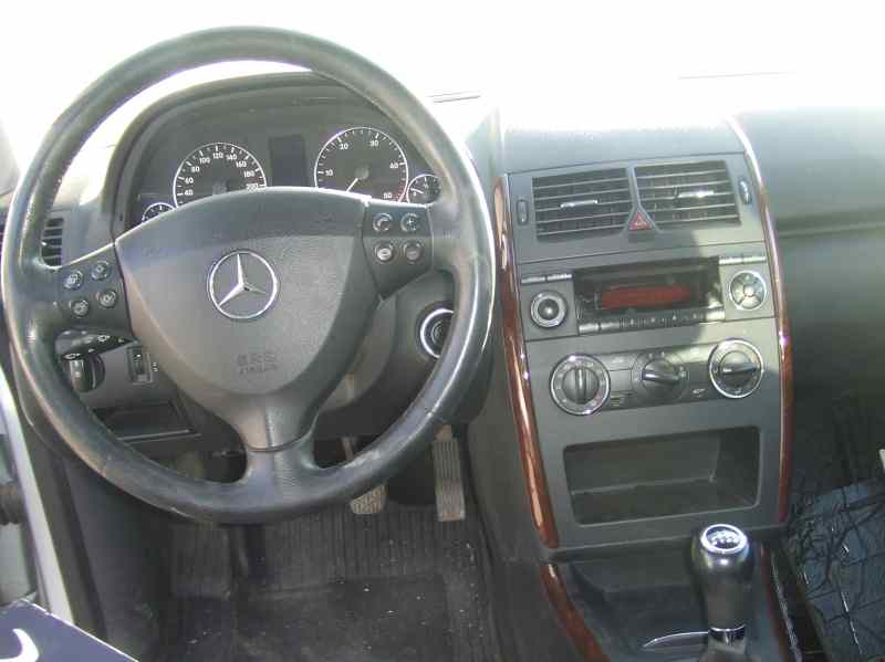 MERCEDES CLASE A (W169) A 200 CDI  A-Edition Motor 2,0 Ltr. - 103 kW CDI CAT