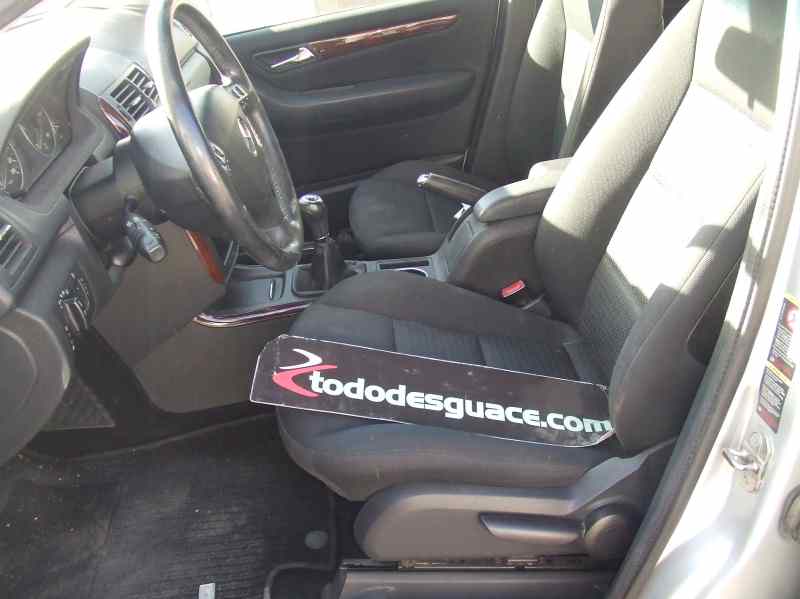 MERCEDES CLASE A (W169) A 200 CDI  A-Edition Motor 2,0 Ltr. - 103 kW CDI CAT