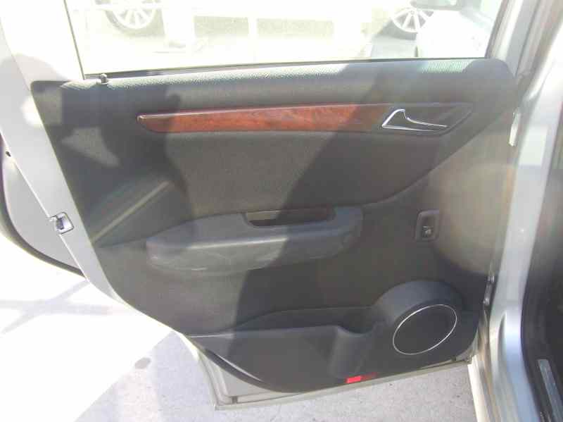 MERCEDES CLASE A (W169) A 200 CDI  A-Edition Motor 2,0 Ltr. - 103 kW CDI CAT