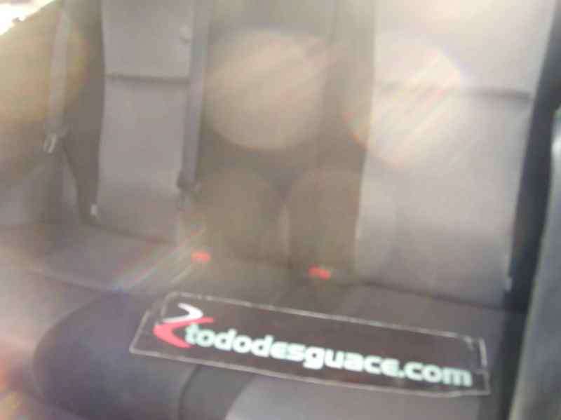 TOYOTA COROLLA (E12) 1.4 D-4D Luna Compact Motor 1,4 Ltr. - 66 kW Turbodiesel CAT