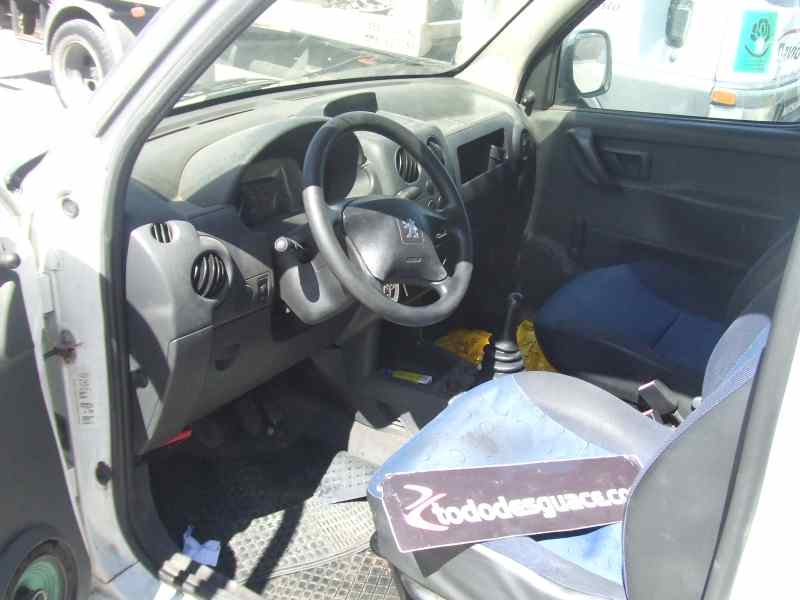 PEUGEOT PARTNER (S2) Combi Pro Motor 1,9 Ltr. - 51 kW Diesel