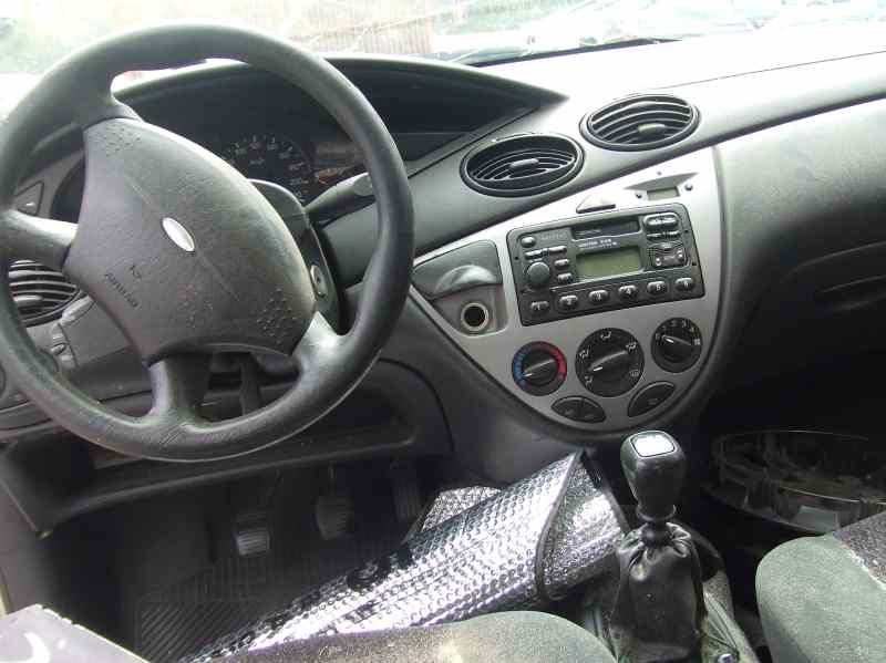 FORD FOCUS BERLINA (CAK) Ambiente Motor 1,8 Ltr. - 85 kW 16V CAT