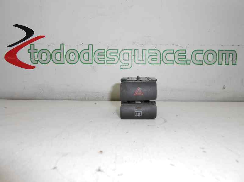 INTERRUPTOR WARNING TOYOTA COROLLA (E12) 1.6 Linea Luna Berlina