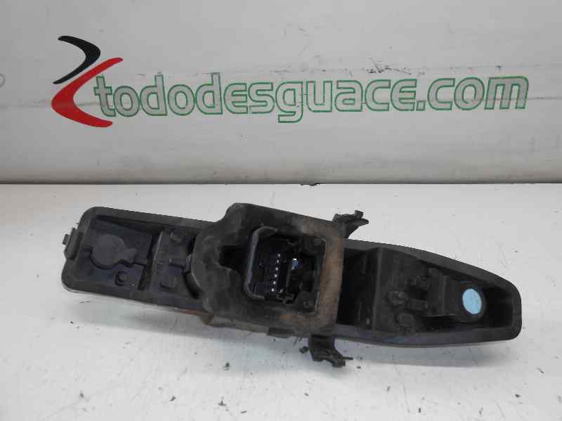 PORTALAMPARAS TRASERO DERECHO RENAULT SCENIC II 1.6 16V