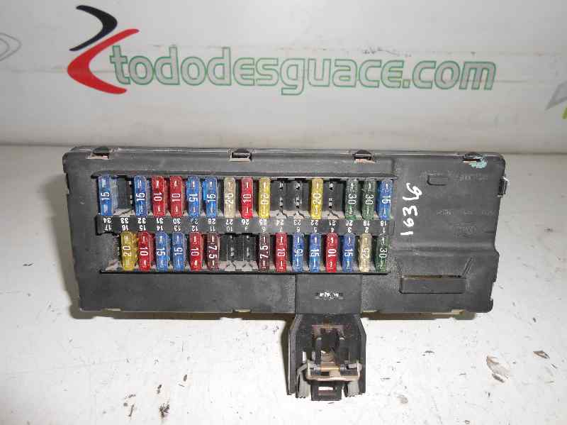 CAJA RELES / FUSIBLES FORD ESCORT BERLINA/TURNIER 1.6 16V (88 CV) 5 velocidades