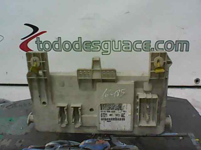 CAJA RELES / FUSIBLES FORD FOCUS BERLINA (CAP) Ambiente (D)