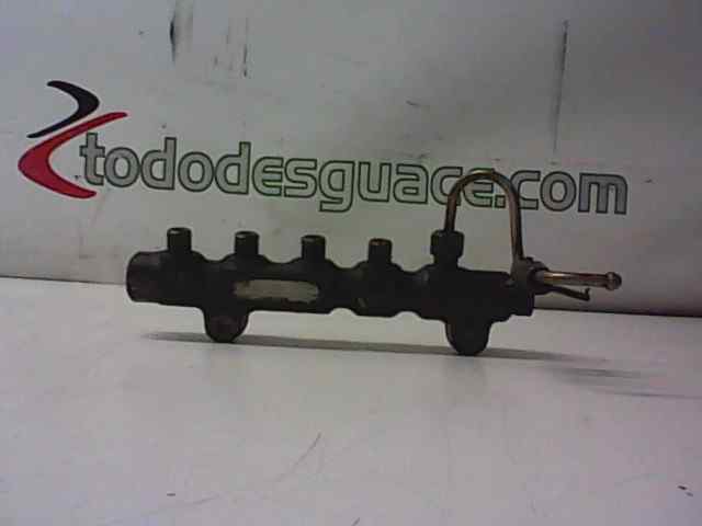 RAMPA INYECCION FORD FOCUS BERLINA (CAP) Ambiente (D)