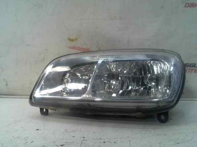 FARO IZQUIERDO TOYOTA RAV 4 (A2) 2.0 Sol  44X (2003->)