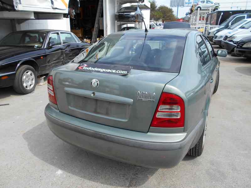 SKODA OCTAVIA BERLINA (1U2) 1.9 TDI GLX Motor 1,9 Ltr. - 66 kW TDI