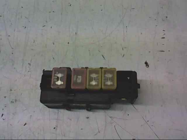 CAJA RELES / FUSIBLES DAEWOO LANOS A13SMS
